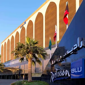 Radisson Blu Hotel, Hotel