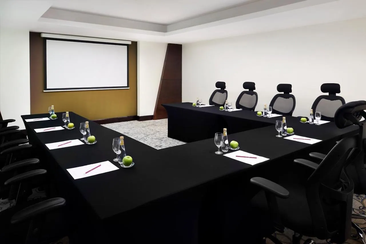 Crowne Plaza Riyadh Al Waha By Ihg Hotel